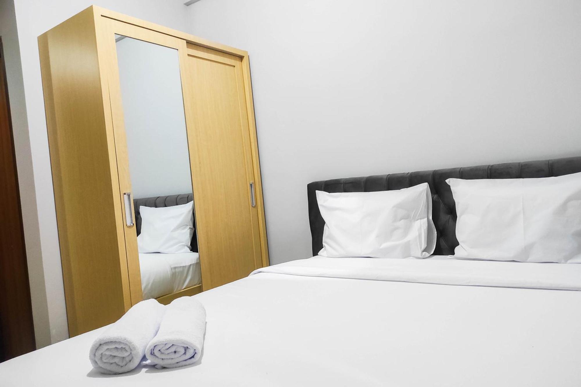 Comfy And Minimalist Studio At Vida View Apartment By Travelio Pampang Eksteriør bilde